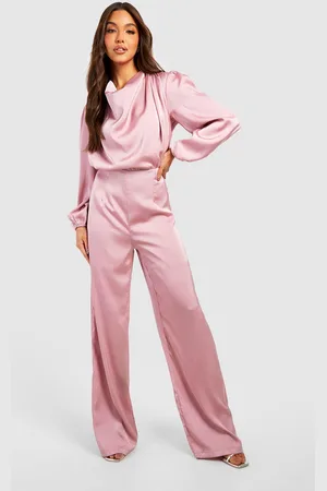 Boohoo Combinaison Large Satinée À Col Bénitier