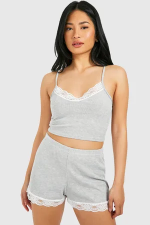 Boohoo "Petite",Ensemble De Pyjama Côtelé À Détails En Dentelle