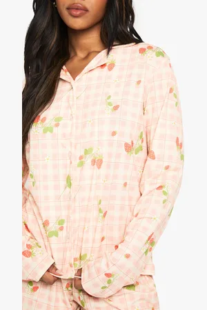Boohoo Ensemble De Pyjama Fraise Avec Chemise À Manches Longues Et Short