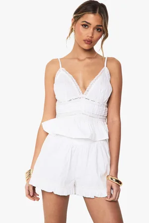 Boohoo Short En Dentelle À Volants