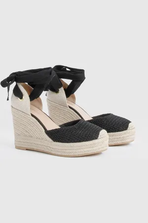 Boohoo Sandales Compensées À Volants