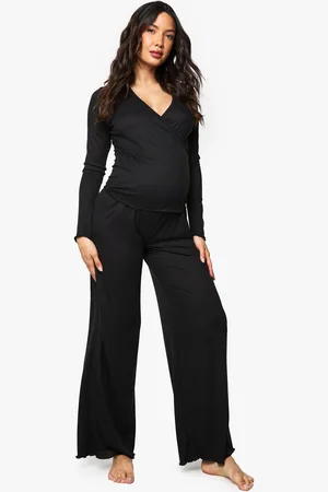 Boohoo Maternité,Ensemble De Grossesse Avec Top À Ourlets Ondulés Et Pantalon