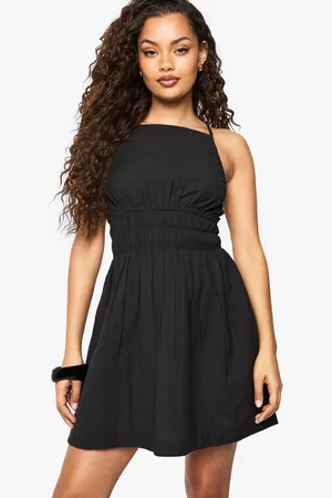 Boohoo Robe Courte Froncée