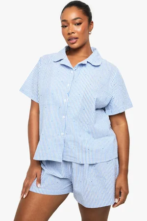 Boohoo Grande Taille,Ensemble De Pyjama À Rayures Avec Chemise Et Short