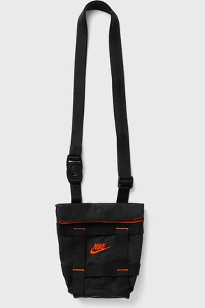 Nike Cargo Crossbody Bag (3L) men Messenger & Crossbody Bags