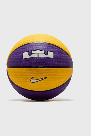 Nike PLAYGROUND 8P L JAMES DEFLATED Size 7 men Sports Equipment en