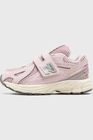 New Balance 1906 Sneakers