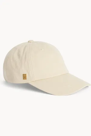 By Malene Birger Chapeau Aubriela