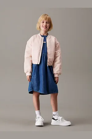 Calvin Klein Robe longueur midi en jean léger