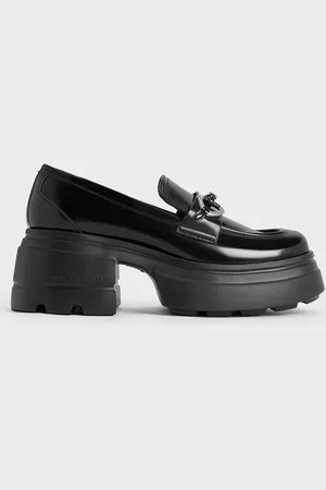 CHARLES & KEITH Mocassins à plateforme et détail métallique