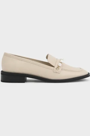 CHARLES & KEITH Mocassins perlés