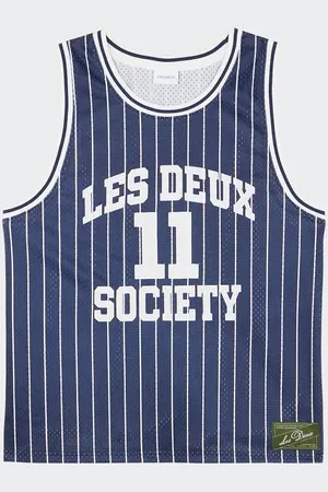 Les Deux Les Deux