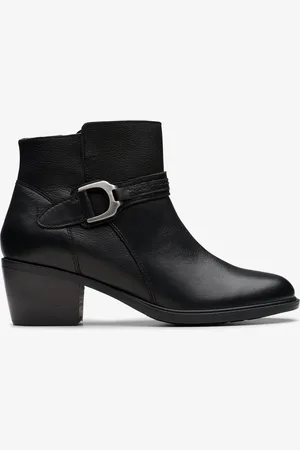 Clarks Neva Buckle