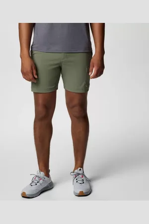 Columbia Short Wild Cast