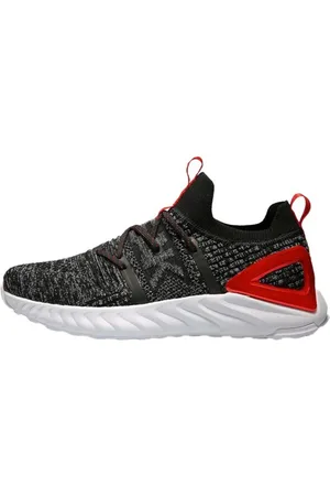 Peak Performance Chaussures de running taichi running knitted