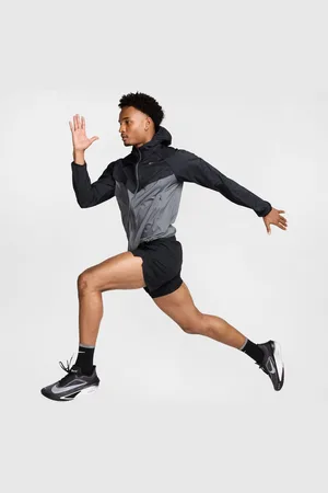 Nike Short Stride