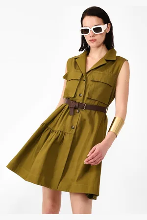 Dixie Robe courte à col pointu