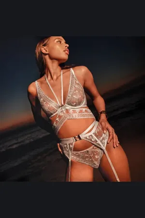 Aubade 2DN12 - Soutien-gorge triangle magnétique FR 95B (EU 80B)