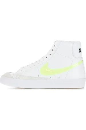 Nike Chaussure haute femme W Blazer Mid 77 Essential blanc/volt/orange/noir