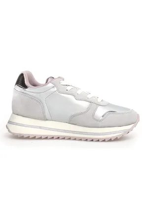 W6YZ Baskets grises