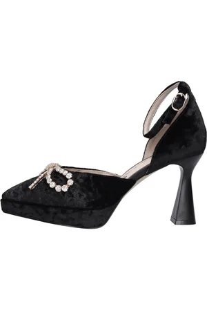 Emanuélle vee Chaussures a talons noires