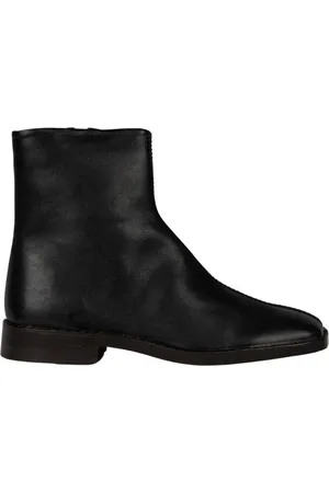 LEMAIRE Bottes zippees passepoilees en noir