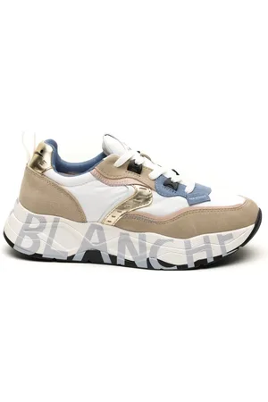 Voile blanche Baskets Beiges