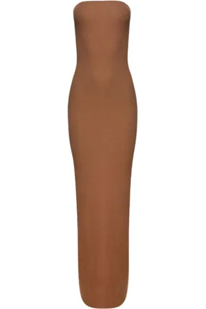 ÉTERNE Robe tube à coupe longue