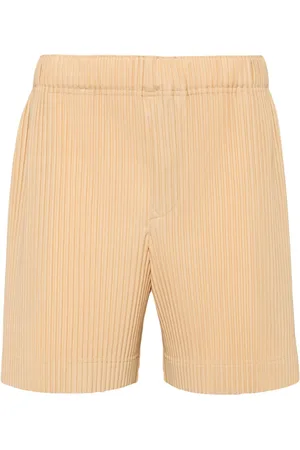 Issey Miyake Short July à design plissé