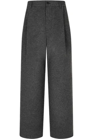 Studio Tomboy Pantalon court à détails plissés