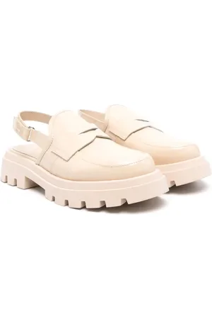 GALLUCCI Sandales en cuir verni à ornements