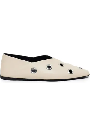 Closed Ballerines plates en cuir