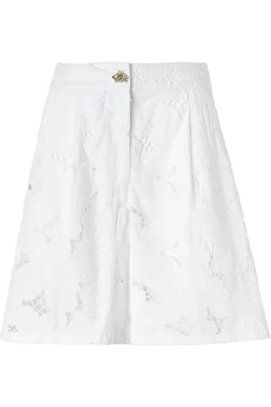 GENNY Short fleuri en dentelle