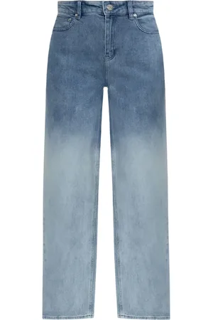 Gestuz Jean Bebbie
