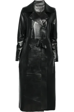 Stand Studio Manteau Paris