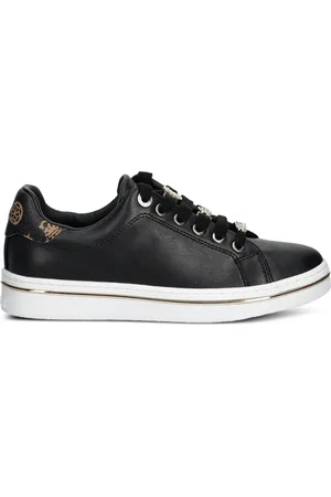 Guess Baskets Stasey