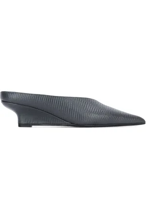 Totême Mules Sharp