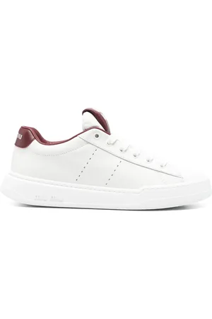 Miu Miu Baskets en cuir à logo embossé