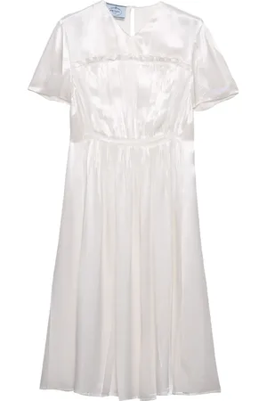 Prada Robe en satin à coupe mi-longue