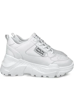 VERSACE Baskets en cuir à logo embossé