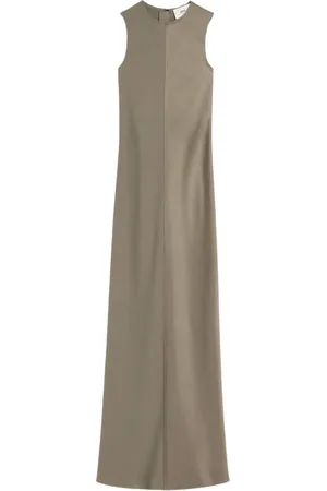 Ami Robe longue à design sans manches