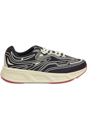 FESSURA Baskets Walk 01