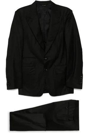 Tom Ford Costume Shelton