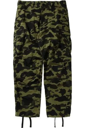 A Bathing Ape Pantalon imprimé en coton à poches cargo