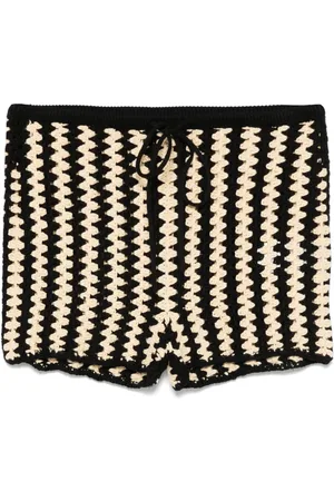By Malene Birger Short en crochet