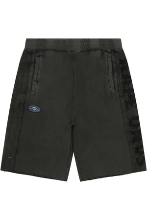 A Bathing Ape Short à patch logo