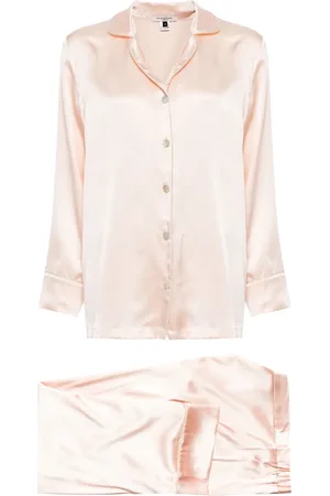 Gilda & Pearl Pyjama Dressing Room