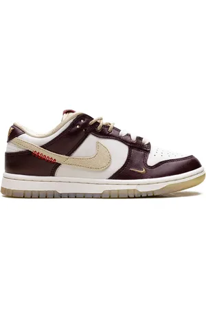 Nike Baskets Dunk LX 