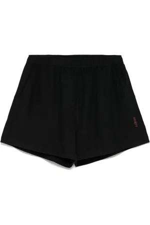 Off-Duty Short Tanne