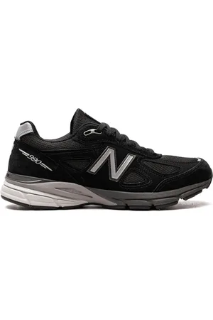 New Balance Baskets Made in USA 990v4 "Black/Silver"
